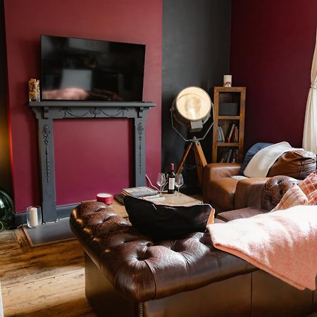 The Bolt Hole - Stratford Upon Avon - Central - Free Offstreet Parking - 2 Bed Luxury Apartment Exterior photo