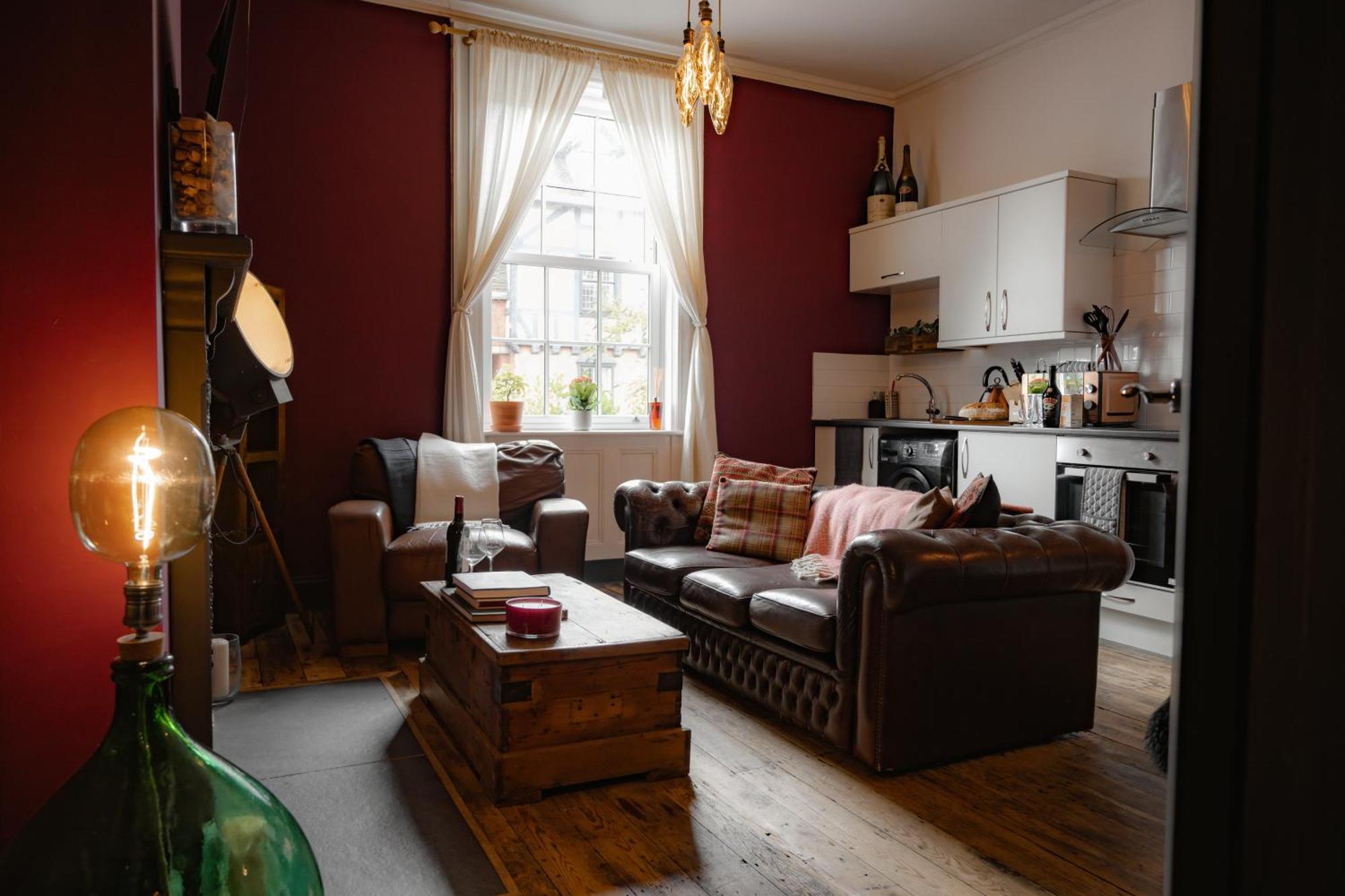 The Bolt Hole - Stratford Upon Avon - Central - Free Offstreet Parking - 2 Bed Luxury Apartment Exterior photo